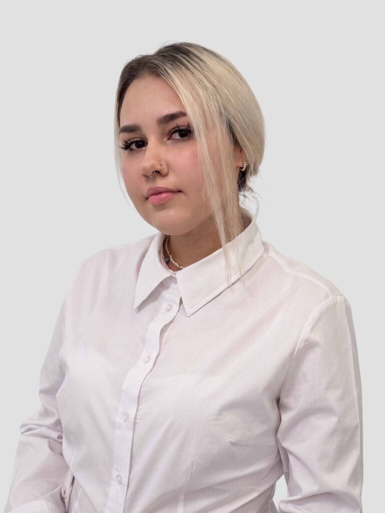 Горина Яна